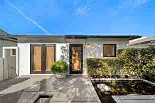 435 Dahlia Ave - Photo 1 of 1