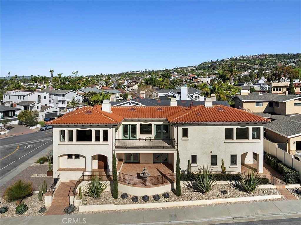 1699 Calle De Los Alamos - Photo 2 of 32