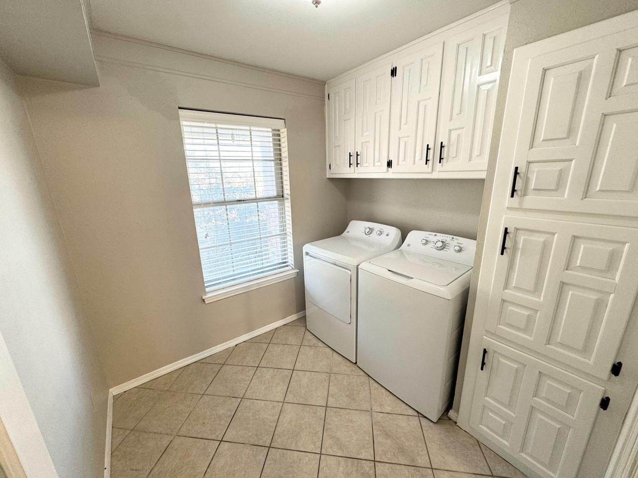 Cross Bend Rd - Photo 5 of 22