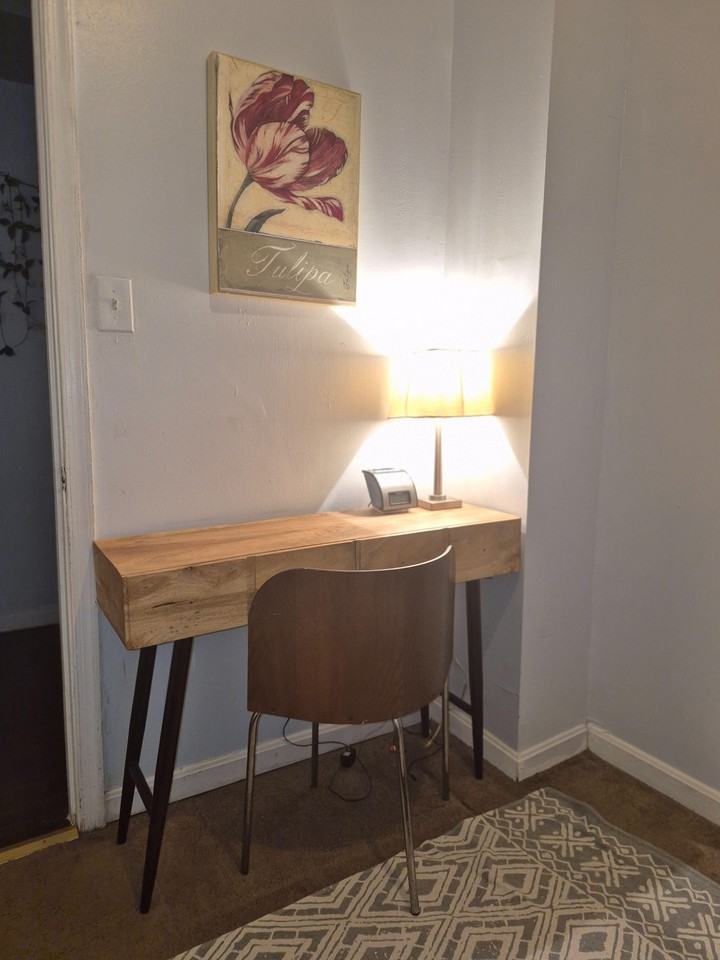 Nicholson St Se - Photo 7 of 8