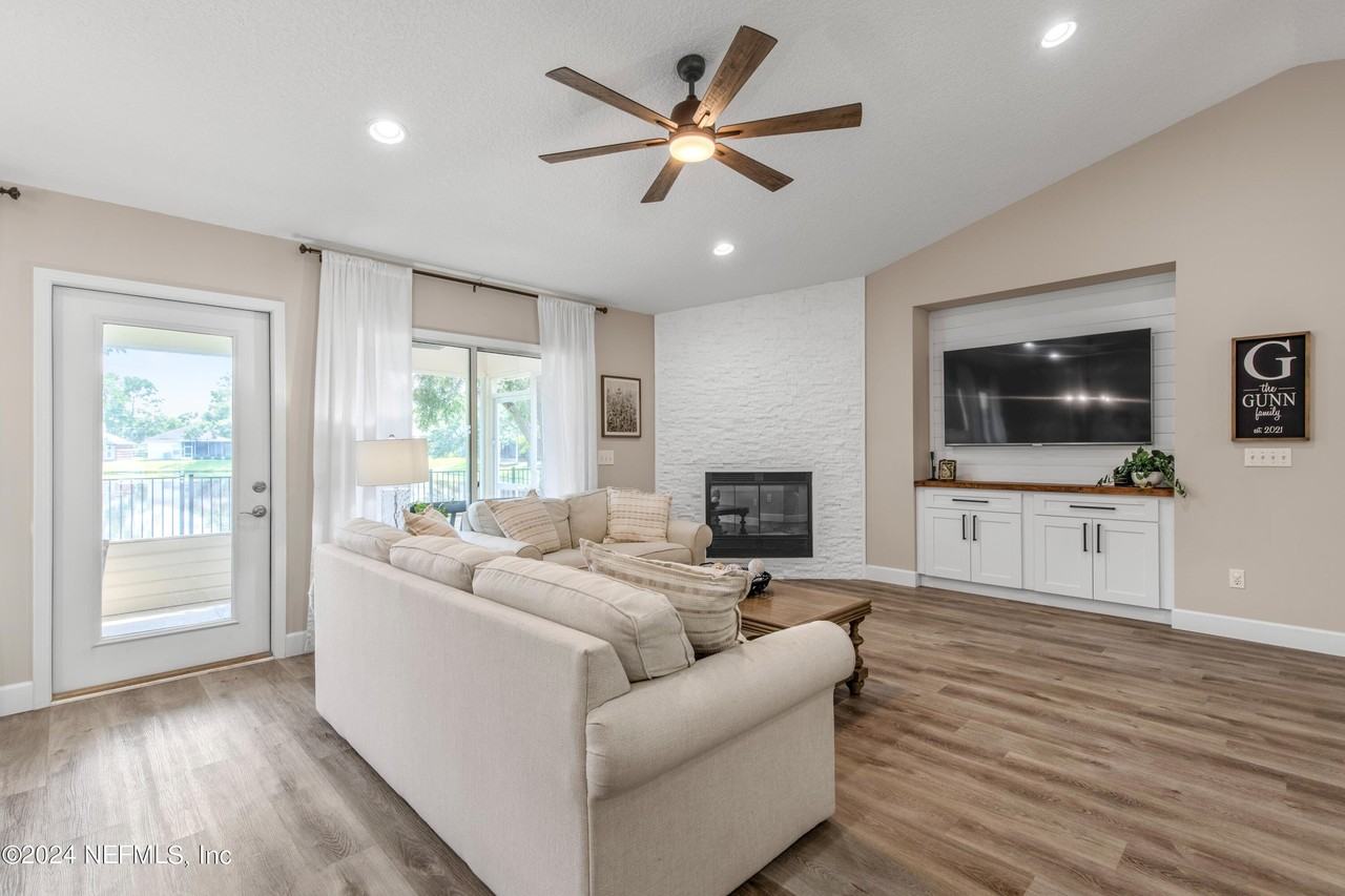 1587 Shelter Cove Dr - Photo 7 of 50