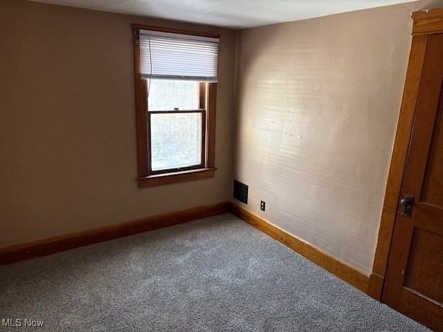 1587 Homewood Ave Se - Photo 6 of 14