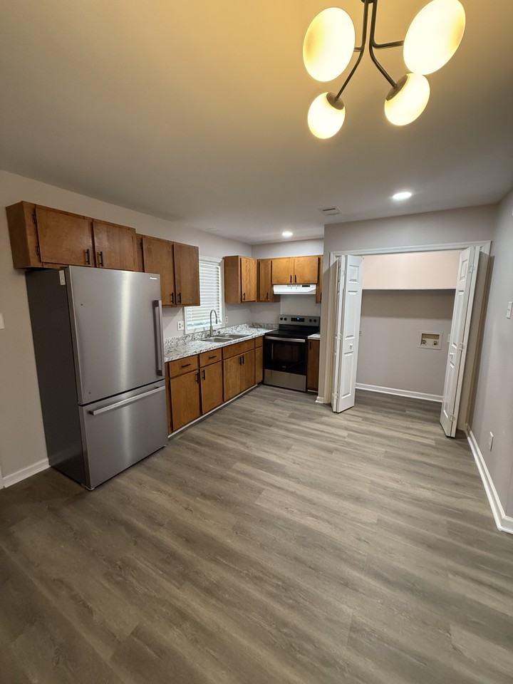 804 Valley Drive - 808 4A #808-4A - Photo 3 of 8