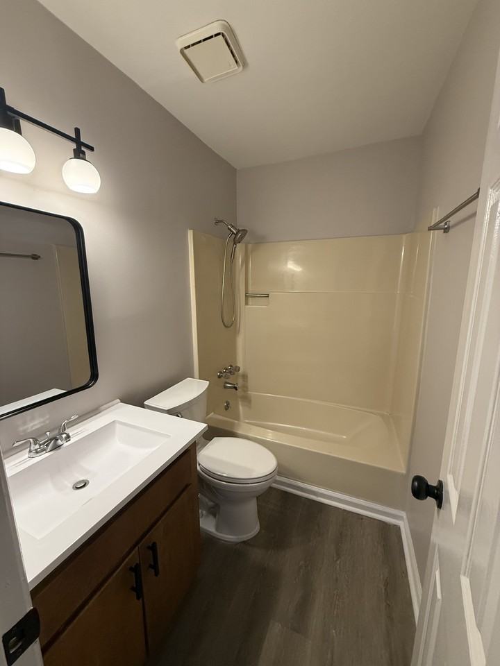 804 Valley Drive - 808 4A #808-4A - Photo 7 of 8