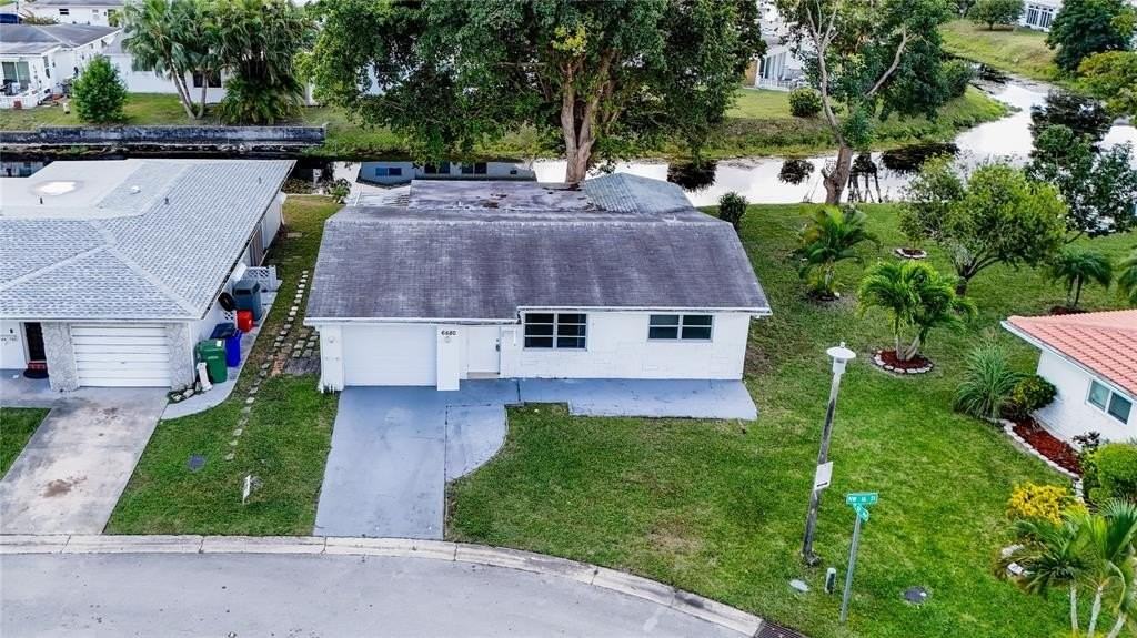 6680 Nw 16th St - Photo 3 of 50