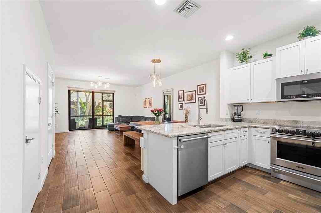 4226 N Dixie Hwy #99 - Photo 4 of 50