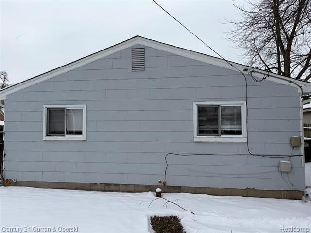 6516 Oak St - Photo 3 of 14