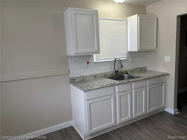 6516 Oak St - Photo 7 of 14