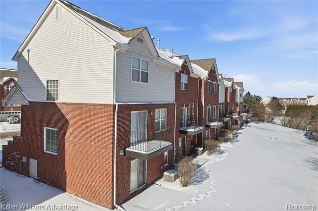 513 Cherry Orchard Rd - Photo 3 of 46