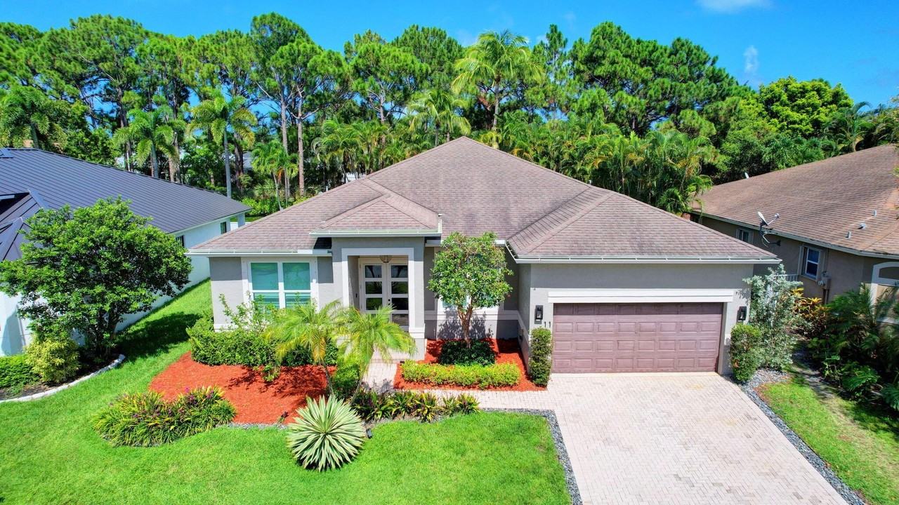 11 Lake Eden Dr - Photo 3 of 50