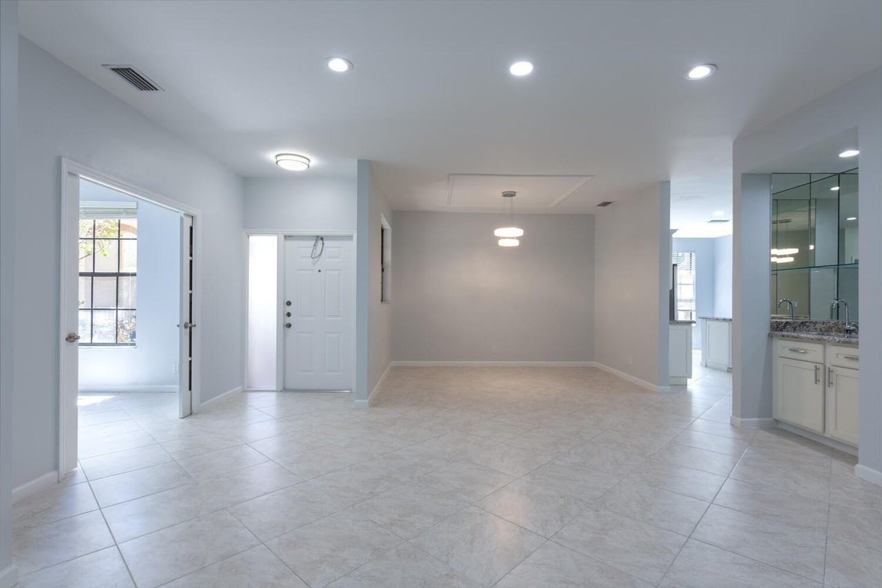 6746 Montego Bay Blvd #C - Photo 3 of 22