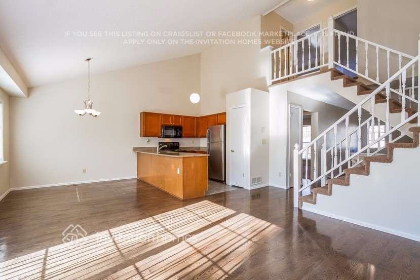 19430 E Brown Dr - Photo 4 of 16