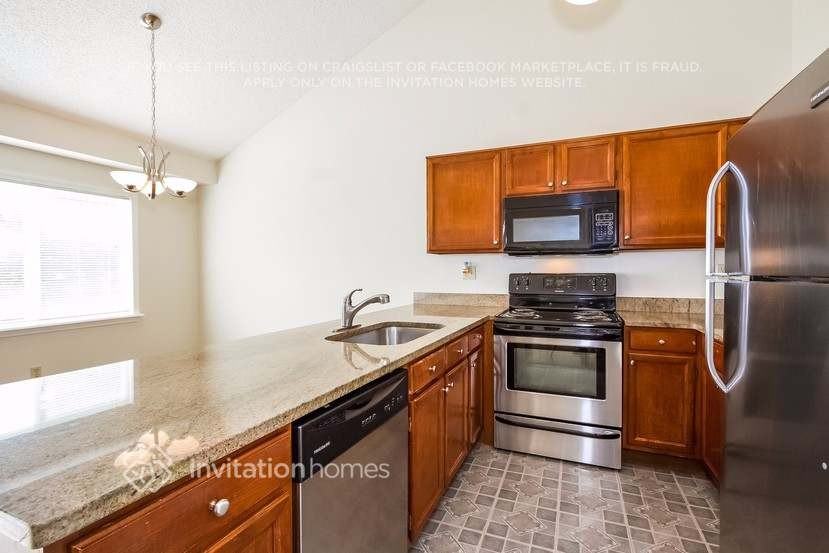 19430 E Brown Dr - Photo 5 of 16