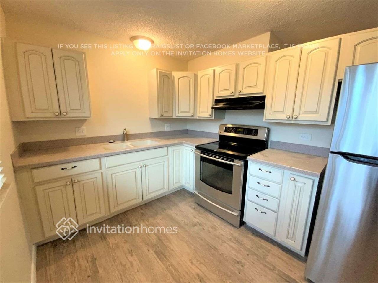 8188 Stuart St - Photo 3 of 18