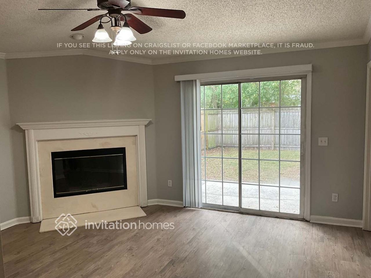 3852 Autumn Leaf Ct - Photo 4 of 16