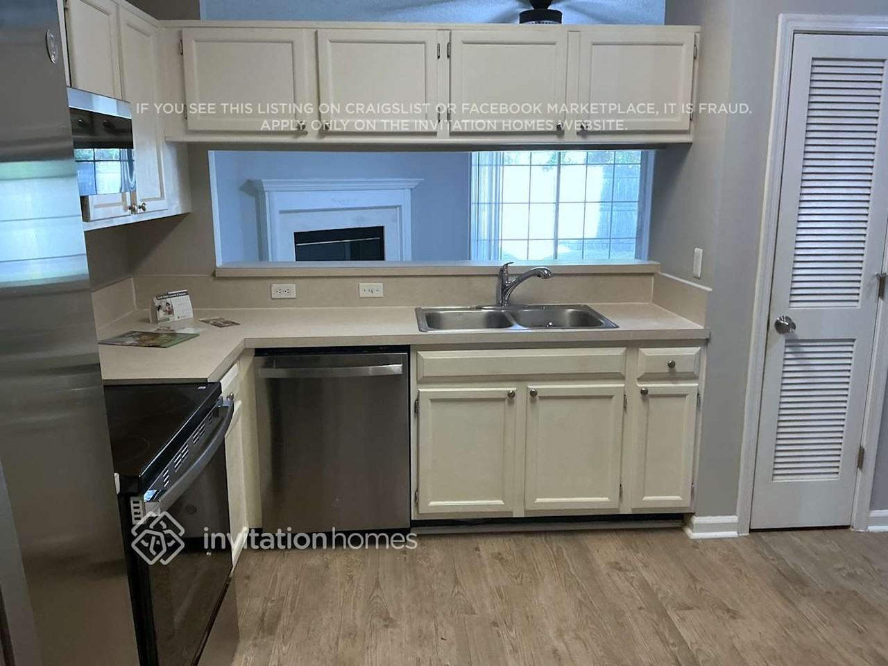 3852 Autumn Leaf Ct - Photo 6 of 16