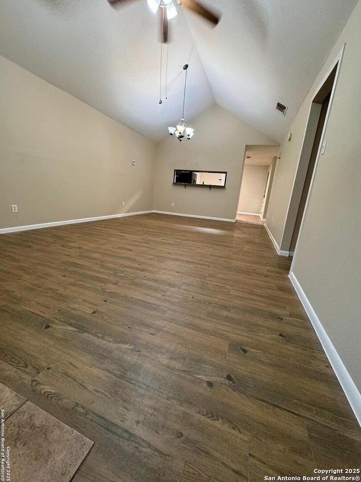 13024 Uhr Ln - Photo 5 of 12