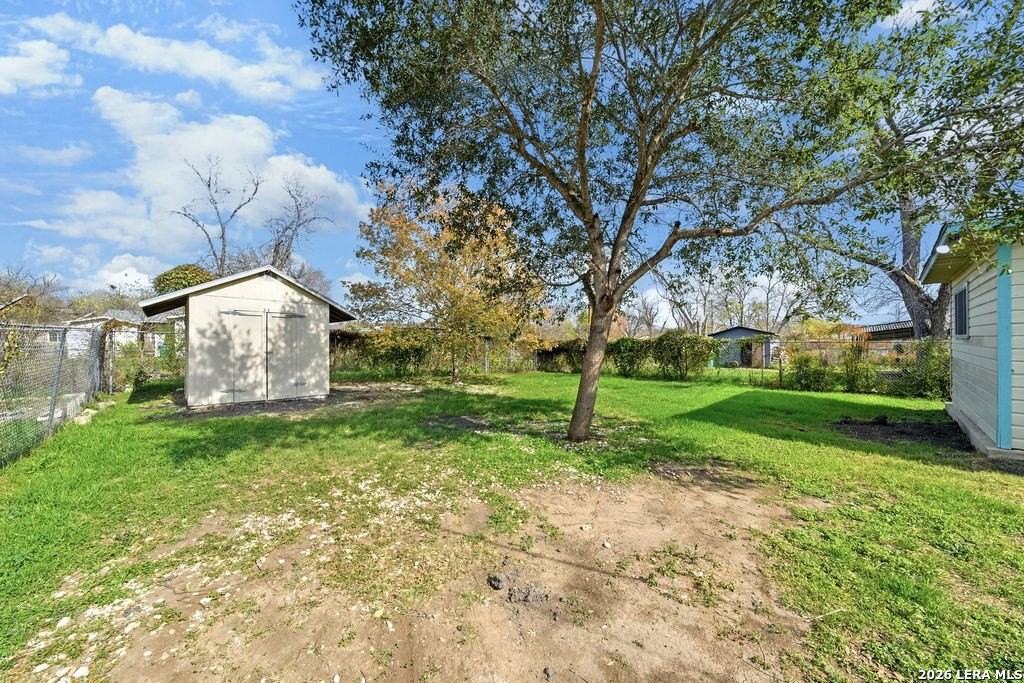 3147 E Southcross Blvd - Photo 4 of 14