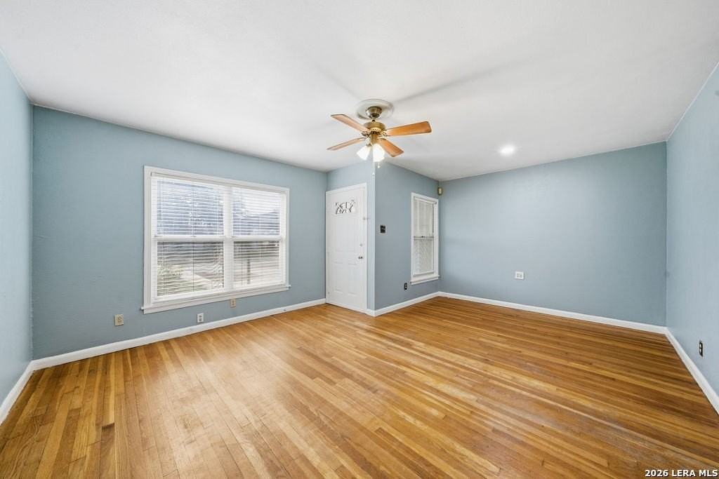 3147 E Southcross Blvd - Photo 6 of 14