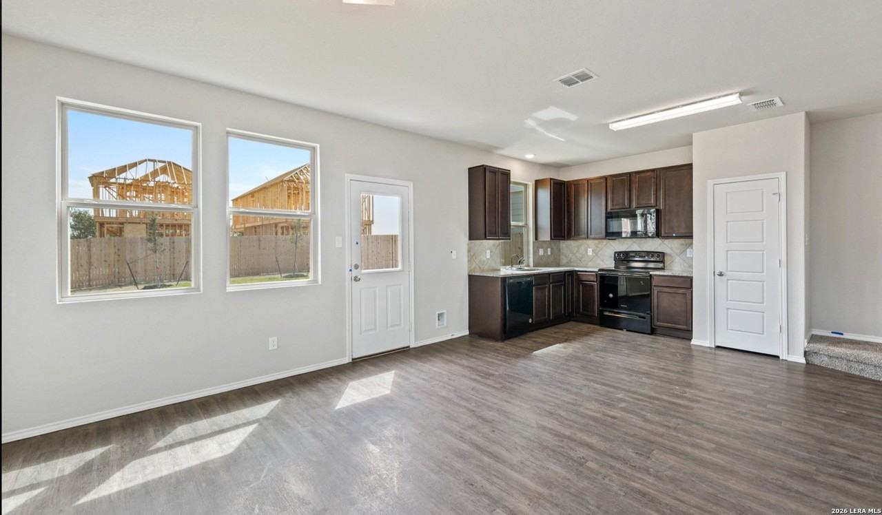 9422 Trap Rock Dr - Photo 2 of 12