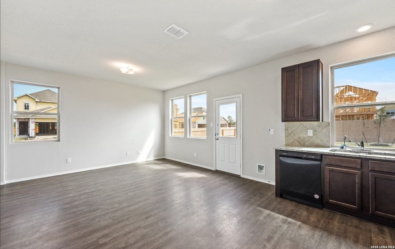 9422 Trap Rock Dr - Photo 4 of 12