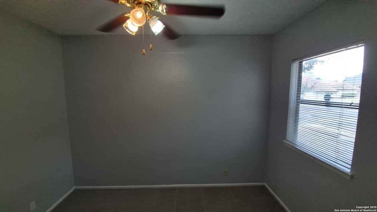 14309 Indian Woods - Photo 3 of 27