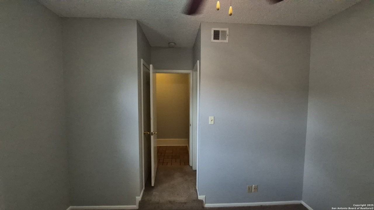 14309 Indian Woods - Photo 5 of 27