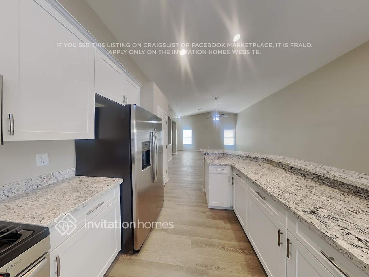 11601 W Jackson St - Photo 6 of 20