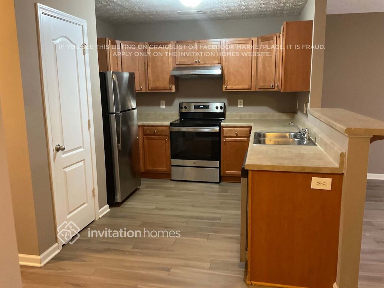 105 Magnolia Gardens Walk - Photo 3 of 14