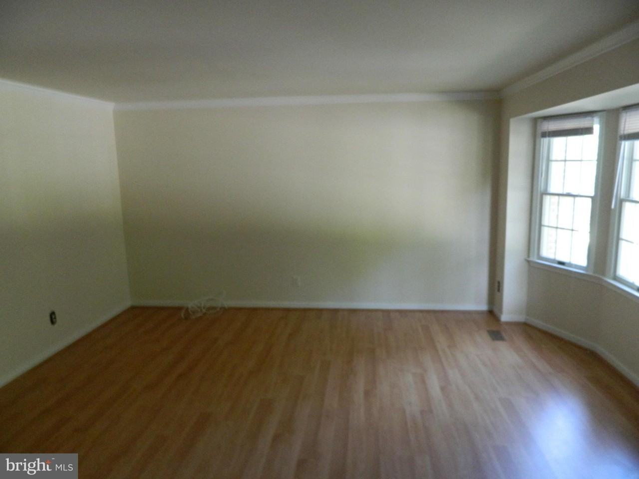 1321 Merry Hill Ct - Photo 2 of 11