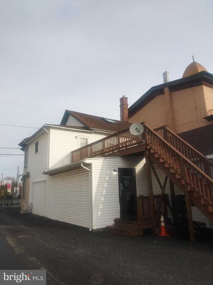 3160 Main St 2nd Fl #2ndFL - Photo 3 of 20