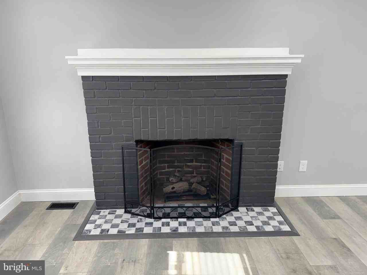 109 Paoli Pike - Photo 3 of 31