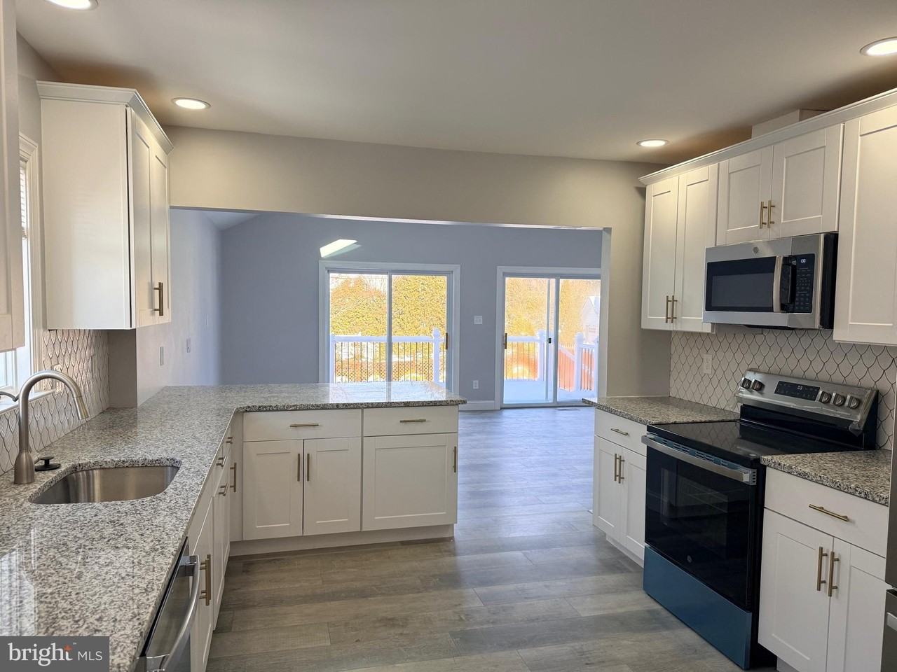 109 Paoli Pike - Photo 6 of 31