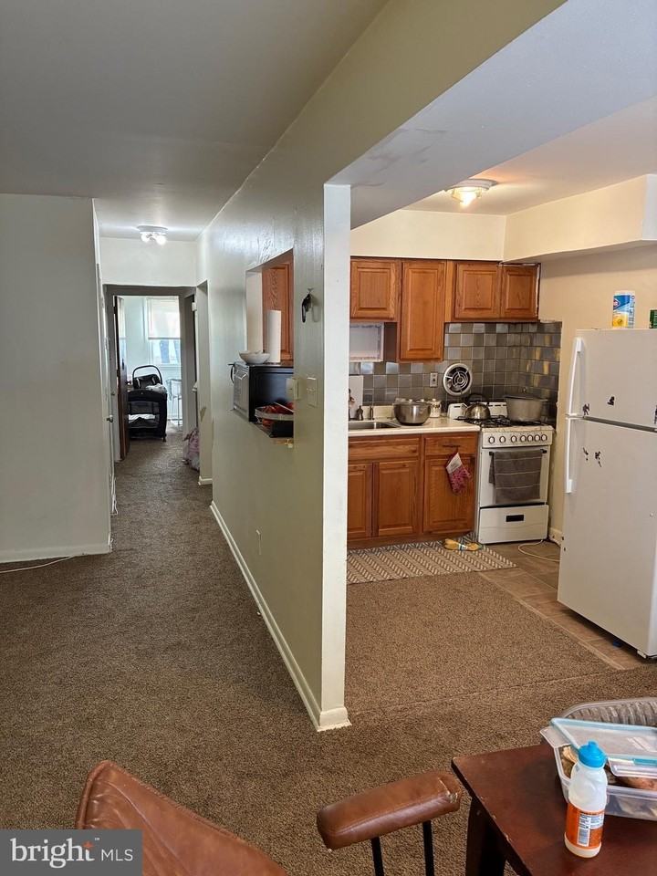 10039 Bridle Rd - Photo 4 of 6