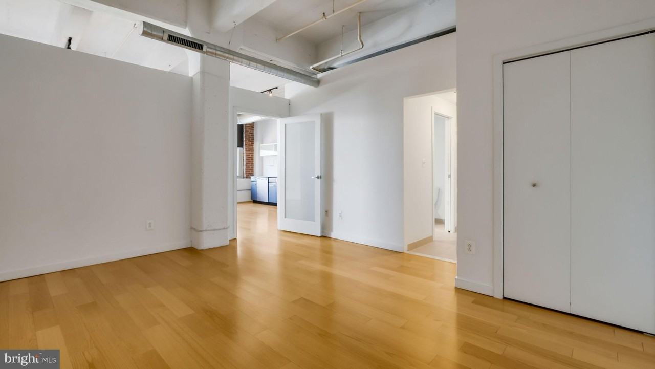 444 N 4th St Unit 213 #213 - Photo 6 of 19