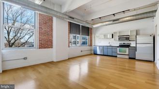 444 N 4th St Unit 213 #213 - Photo 1 of 1