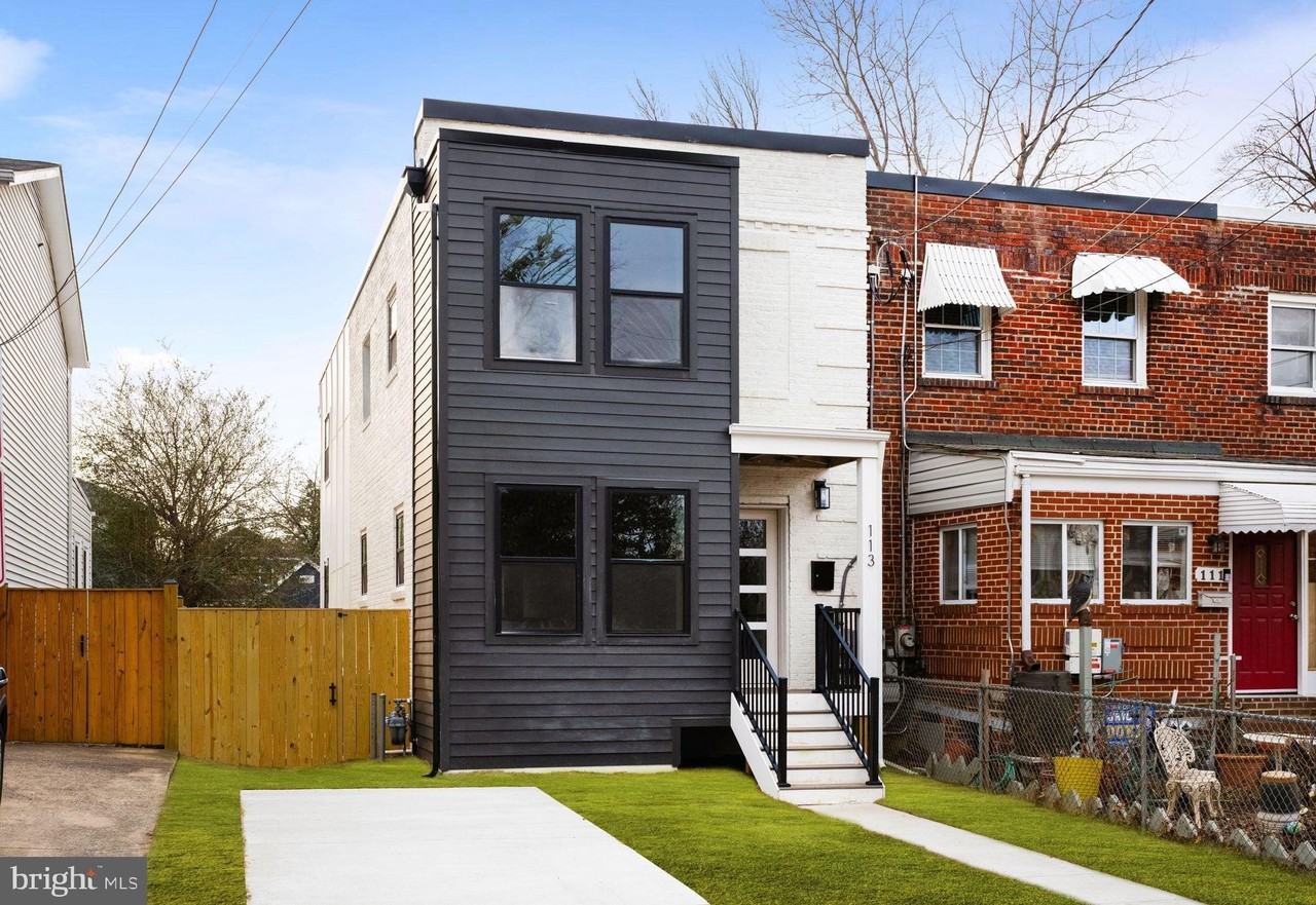 113 Clifford Ave - Photo 2 of 50