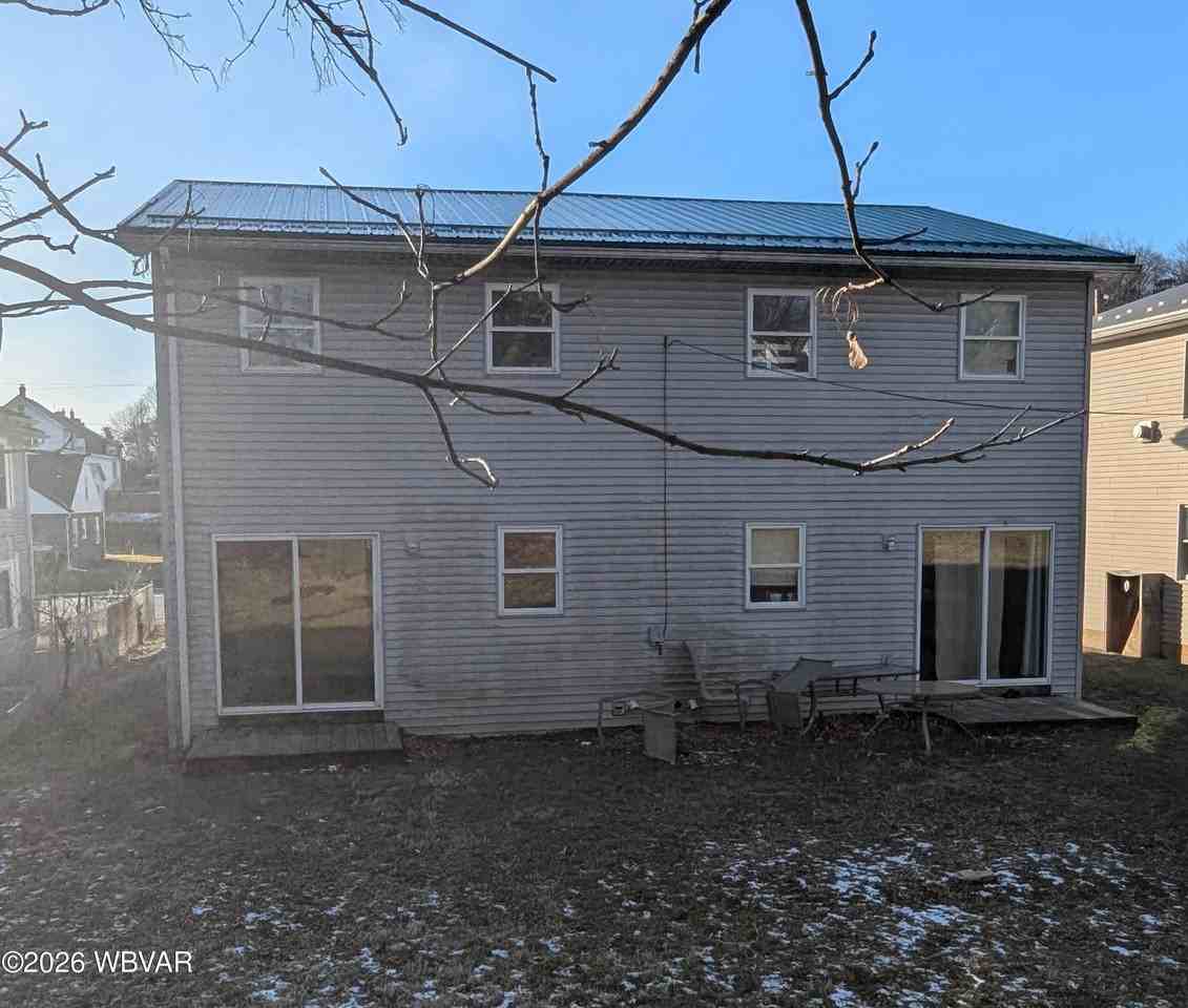 804 Wildwood Blvd - Photo 2 of 22