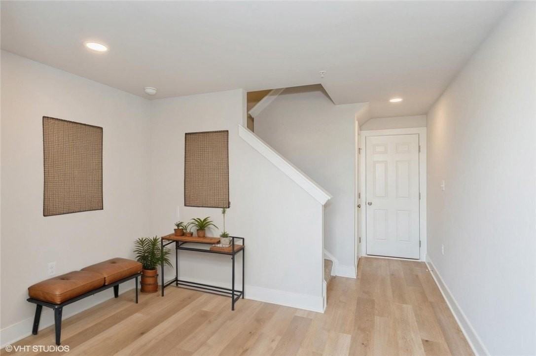 403 Cranford Way - Photo 6 of 50