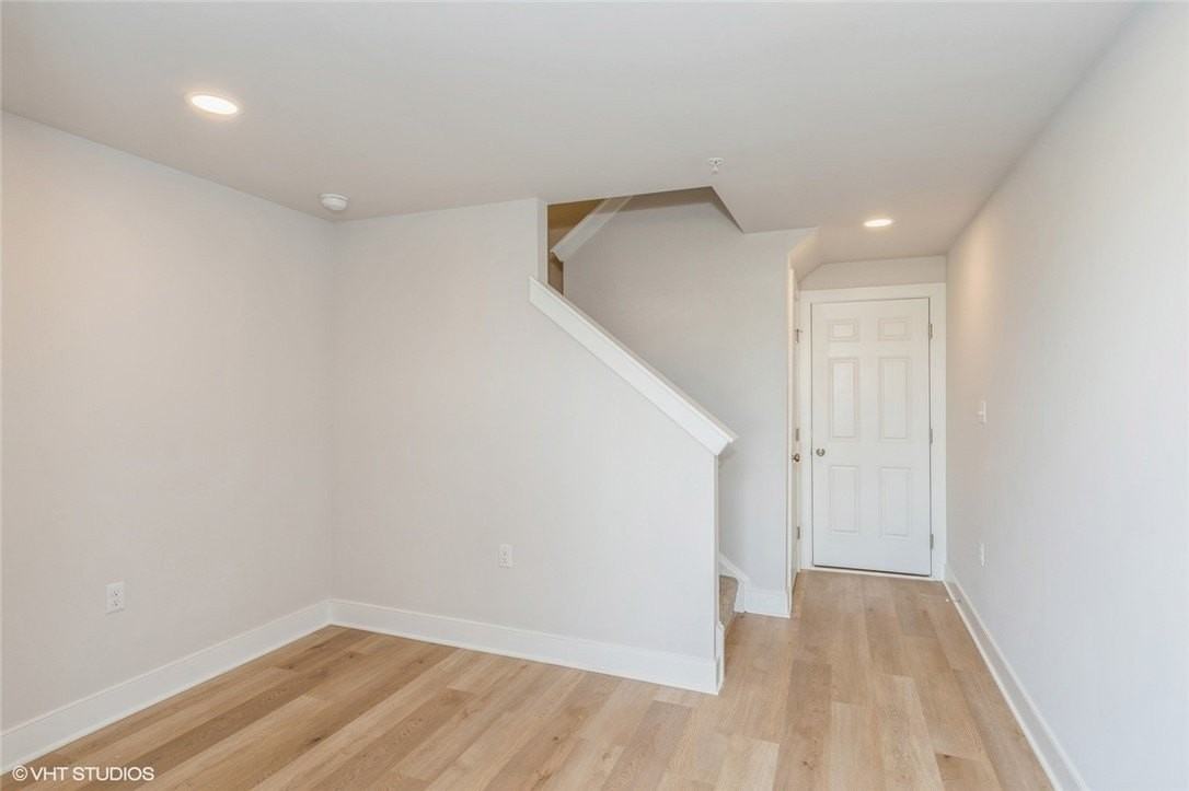 403 Cranford Way - Photo 7 of 50