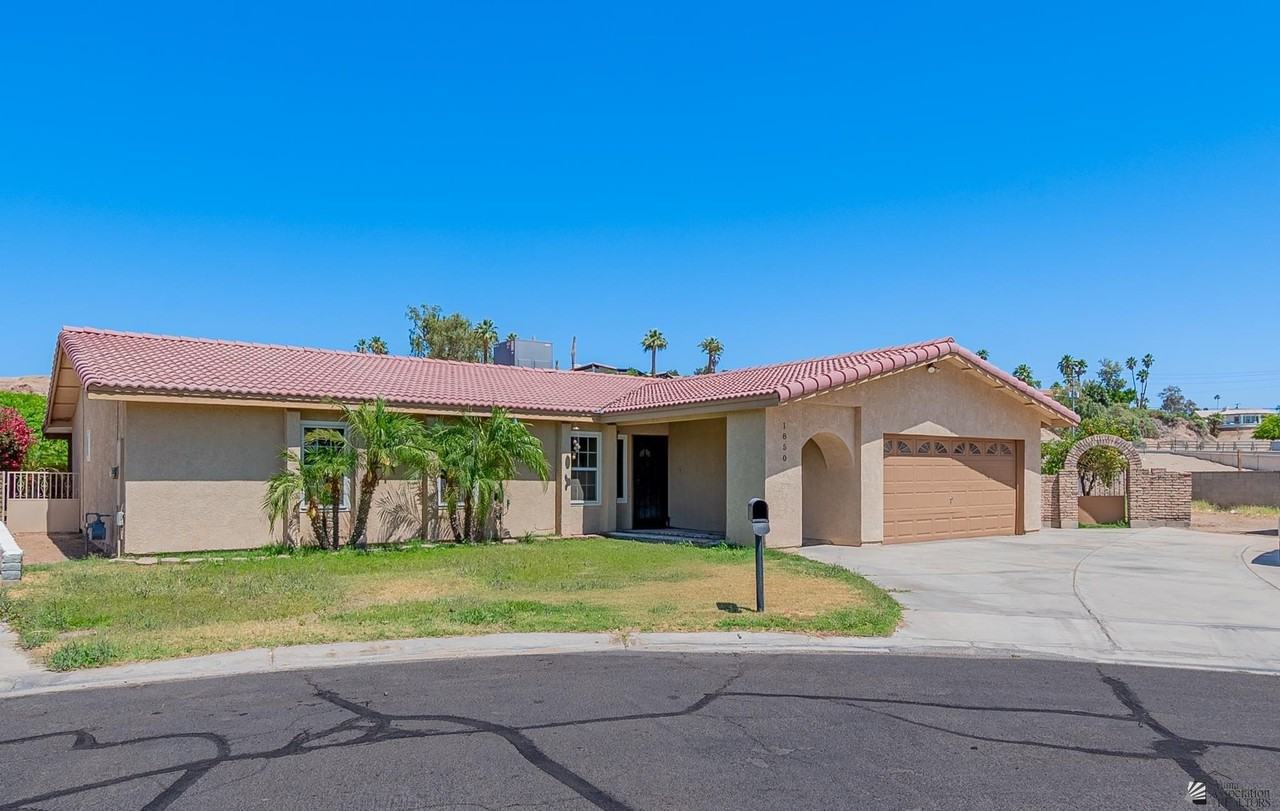 1850 W 15th Ln - Photo 2 of 33