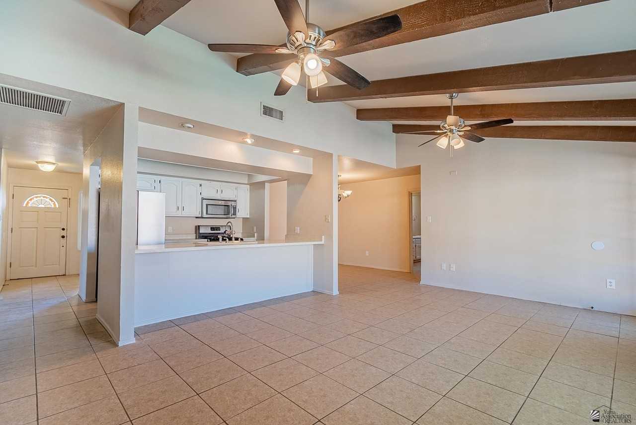 1850 W 15th Ln - Photo 4 of 33