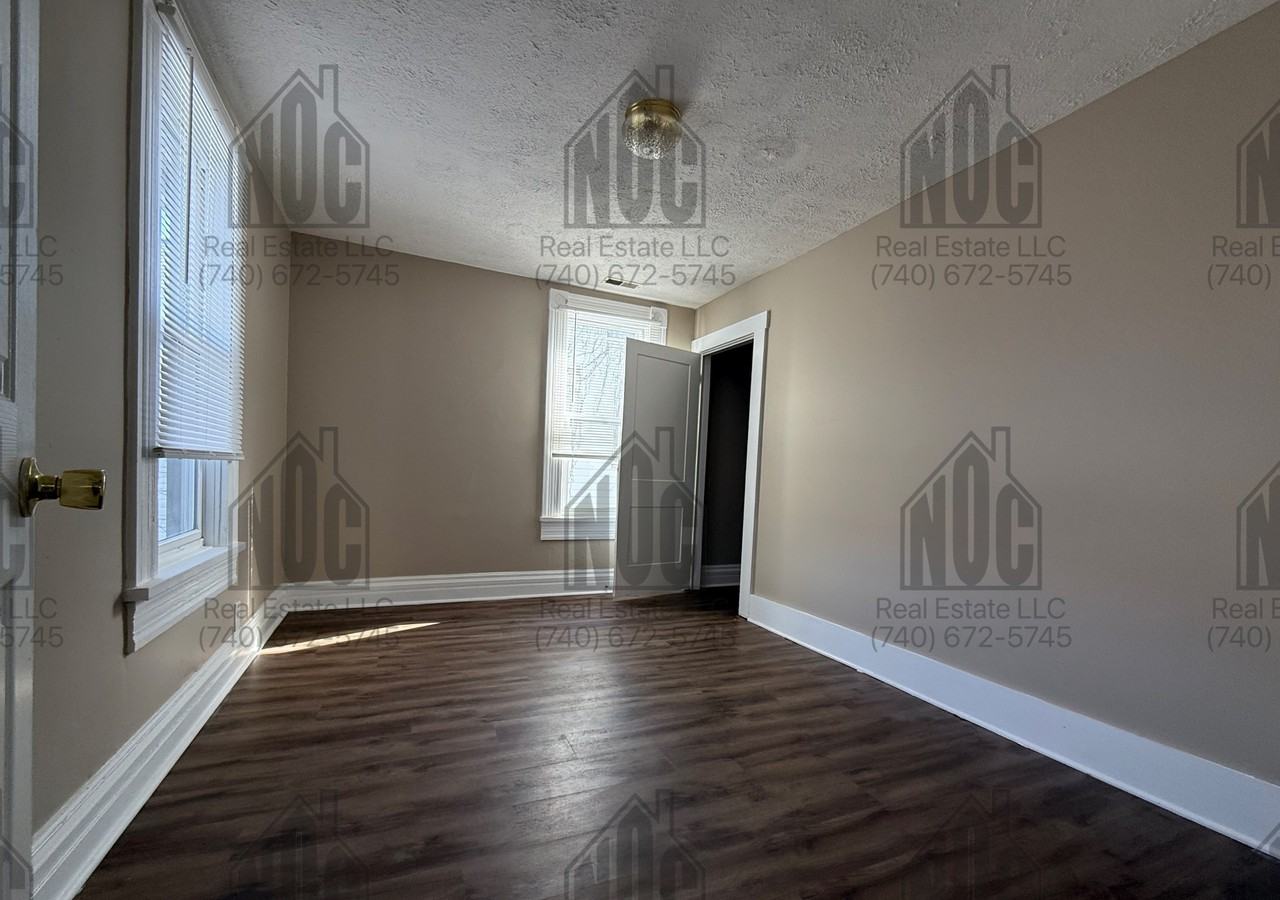 136 E. Allen St. - 136 1/2 #136-1-2 - Photo 6 of 12