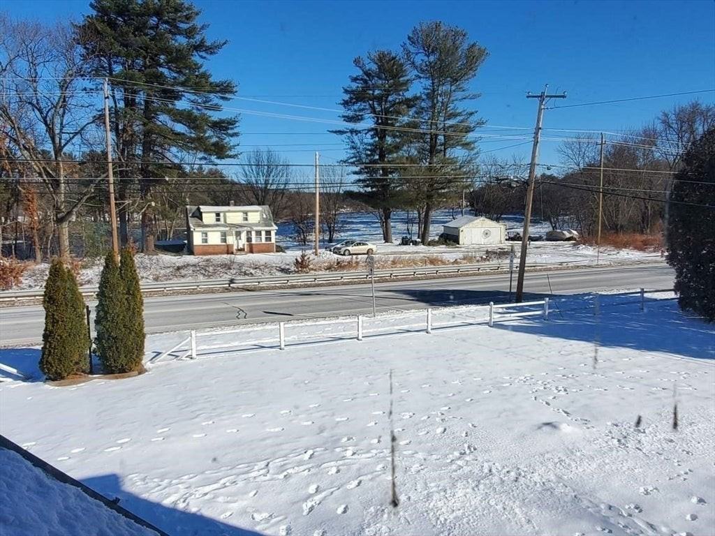 160 Tyngsboro Rd - Photo 7 of 19