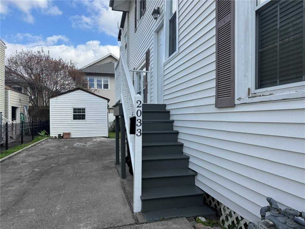 2033 General Taylor St - Photo 7 of 27