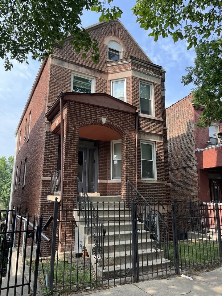 2602 W 22nd Pl ##2 - Photo 2 of 12