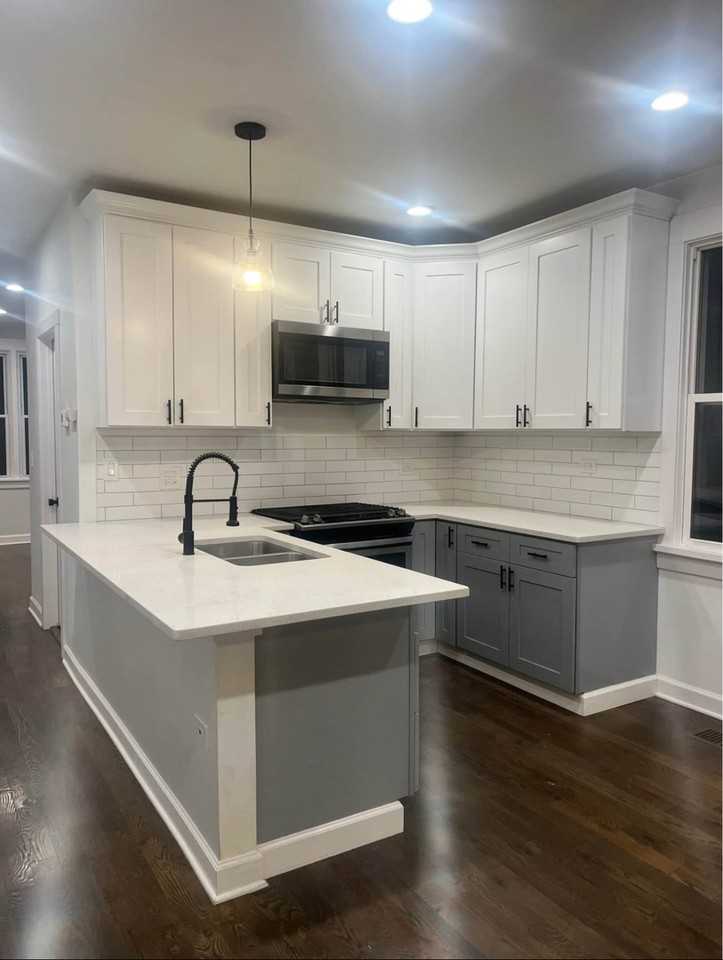 5212 S Lorel Ave - Photo 6 of 17