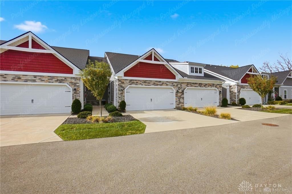 629 Bungalow Ct - Photo 3 of 44