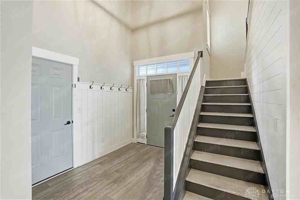 629 Bungalow Ct - Photo 5 of 44