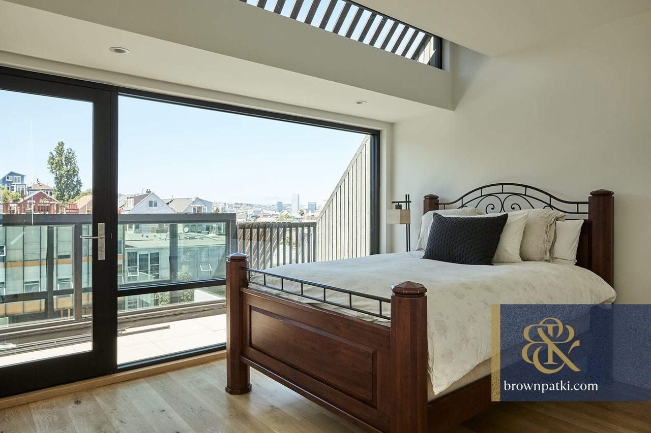 337 Pennsylvania Ave - Photo 6 of 13